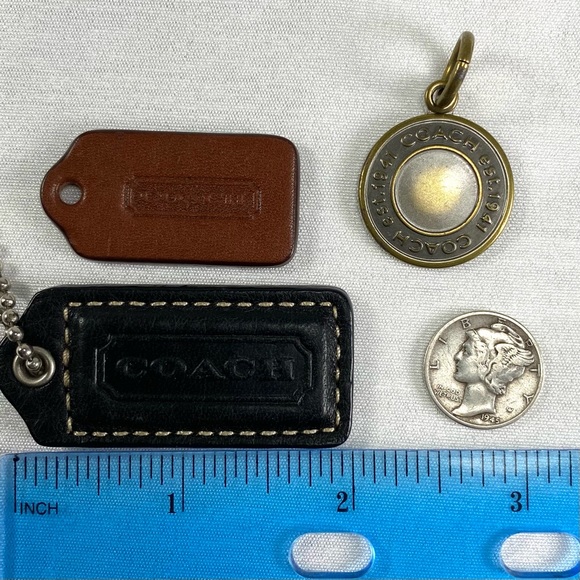 Coach hangtag bundle - Picture 3 of 4